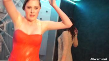 Moving To The Wetlook Groove Screencap 87 on www.sinx.com