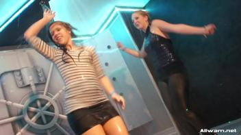 Moving To The Wetlook Groove Screencap 25 on www.sinx.com