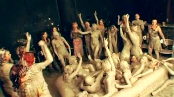 Underground Eurobabe Mud Club Screencap 66 on www.sinx.com