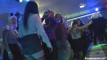 Party Hardcore Gone Crazy Vol. 32 Part 1 - Cam 1 Screencap 53 on www.sinx.com