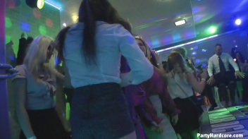 Party Hardcore Gone Crazy Vol. 32 Part 1 - Cam 1 Screencap 54 on www.sinx.com