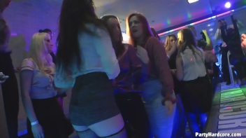 Party Hardcore Gone Crazy Vol. 32 Part 1 - Cam 1 Screencap 55 on www.sinx.com