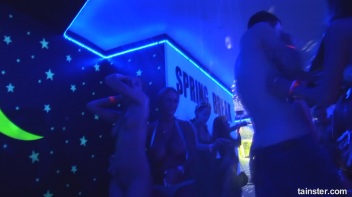 Spring Break Blow-Out Part 5 - Cam 4 Screencap 106 on www.sinx.com