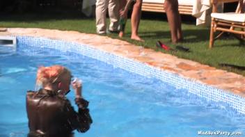 Private Pool Vol. 4 P2 Screencap 5 on www.sinx.com