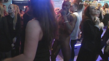 Party Hardcore Gone Crazy Vol. 25 Part 3 - Cam 4 Screencap 27 on www.sinx.com