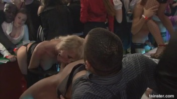 Gash Gamblers Part 2 Screencap 68 on www.sinx.com