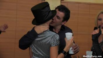 Bachelorette Party Part 1 Screencap 39 on www.sinx.com