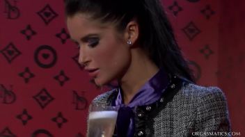 Champagne Showers and Girl Power Screencap 23 on www.sinx.com