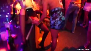 Eurobabe Olympics Part 3 - Cam 1 Screencap 75 on www.sinx.com