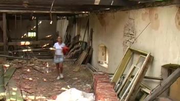 Just Trying To Help Out The Lovely Neighbor... Screencap 9 on www.sinx.com