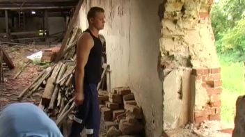 Just Trying To Help Out The Lovely Neighbor... Screencap 5 on www.sinx.com