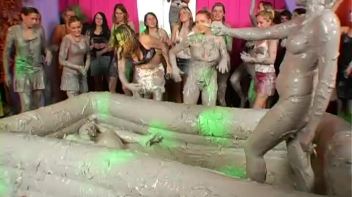 Your Perfect Outfight Ain't So Perfect Anymore Screencap 98 on www.sinx.com