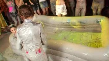 Your Perfect Outfight Ain't So Perfect Anymore Screencap 13 on www.sinx.com