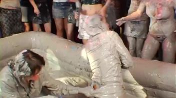 Your Perfect Outfight Ain't So Perfect Anymore Screencap 19 on www.sinx.com