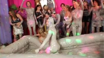 Your Perfect Outfight Ain't So Perfect Anymore Screencap 68 on www.sinx.com