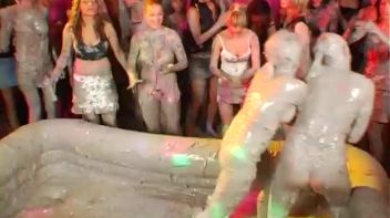 Your Perfect Outfight Ain't So Perfect Anymore Screencap 78 on www.sinx.com