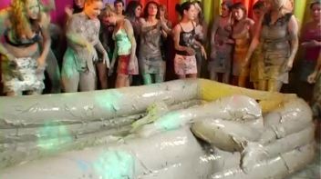 Your Perfect Outfight Ain't So Perfect Anymore Screencap 82 on www.sinx.com