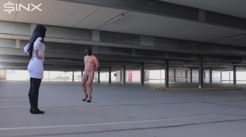 Sklave beim Lauftraining in Heels Screencap 13 on www.sinx.com