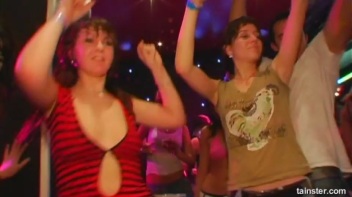 Blue Jean Babes Part 4 Cam 1 Screencap 44 on www.sinx.com