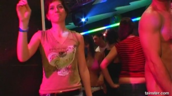 Blue Jean Babes Part 4 Cam 1 Screencap 54 on www.sinx.com