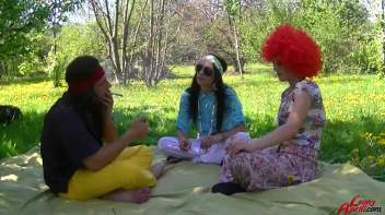 Hippy Chicks Crave That Dick! Screencap 9 on www.sinx.com