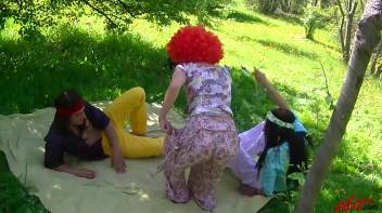 Hippy Chicks Crave That Dick! Screencap 6 on www.sinx.com