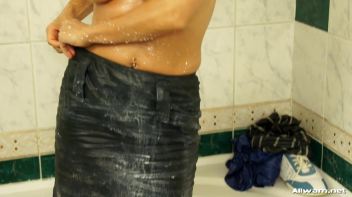 Fully Clothed Eurobabe Milk Bath Screencap 99 on www.sinx.com