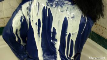 Fully Clothed Eurobabe Milk Bath Screencap 41 on www.sinx.com