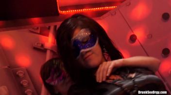 Valentine's Day Vaginas Part 2 - Shower Cam Screencap 67 on www.sinx.com