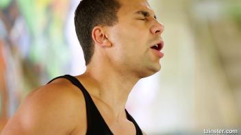 His piss will keep this bossy blonde warm Screencap 81 on www.sinx.com