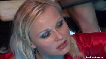 October-Fuck Part 4 Screencap 93 on www.sinx.com