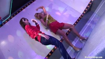 October-Fuck Part 4 Screencap 19 on www.sinx.com