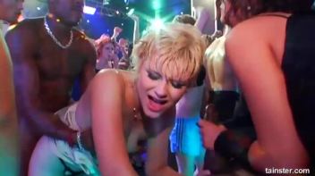 Pump It Up Part 5 - Cam 1 Screencap 31 on www.sinx.com