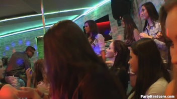Party Hardcore Gone Crazy Vol. 9 Part 1 - Cam 4 Screencap 30 on www.sinx.com