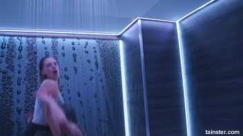 Showing Off In The Showers! Screencap 24 on www.sinx.com