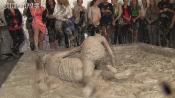 Muddy Wrestling: Regina vs. Kirsten Plant Screencap 78 on www.sinx.com