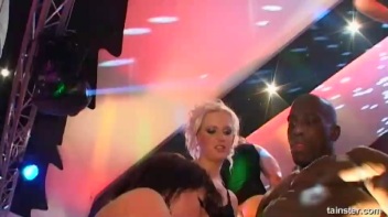 Blue Jean Babes Part 3 Main Edit Screencap 39 on www.sinx.com