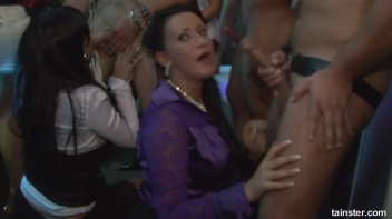 Welcome To The Mad House Part 1 - Cam 2 Screencap 89 on www.sinx.com