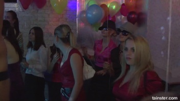 Welcome To The Mad House Part 1 - Cam 2 Screencap 10 on www.sinx.com