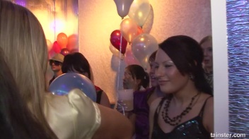 Welcome To The Mad House Part 1 - Cam 2 Screencap 41 on www.sinx.com