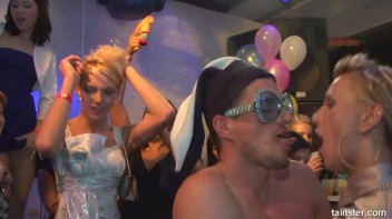 Welcome To The Mad House Part 1 - Cam 2 Screencap 55 on www.sinx.com