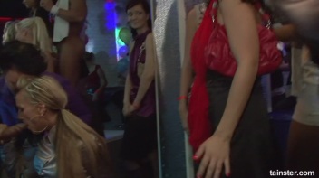 Welcome To The Mad House Part 1 - Cam 2 Screencap 73 on www.sinx.com