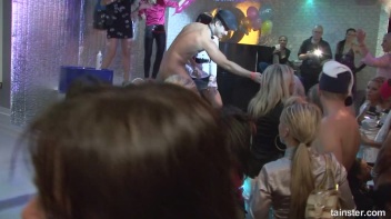 Welcome To The Mad House Part 1 - Cam 2 Screencap 82 on www.sinx.com