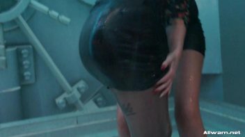 Wetlook Dancing Queens On Screen! Screencap 52 on www.sinx.com