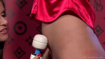 Bound and Buzzed Eurobabe Screencap 73 on www.sinx.com