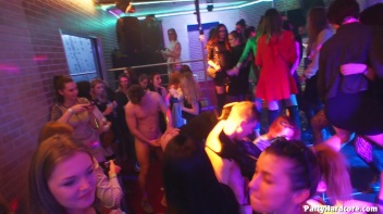 Party Hardcore Gone Crazy Vol. 40 Single Cut: Part 3 - Cam 4 Screencap 21 on www.sinx.com