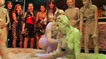 Gia vs. Katy Screencap 86 on www.sinx.com