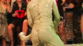 Gia vs. Katy Screencap 14 on www.sinx.com