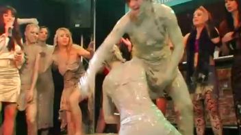 Gia vs. Katy Screencap 32 on www.sinx.com