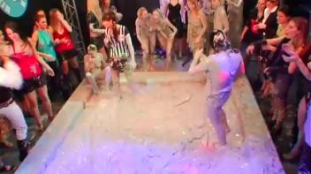 Gia vs. Katy Screencap 46 on www.sinx.com